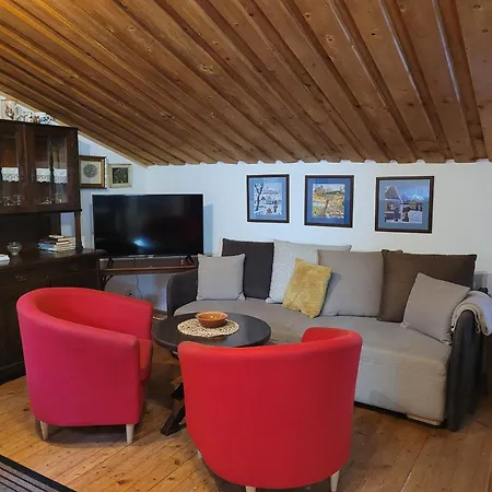 Family House - Zuzana *