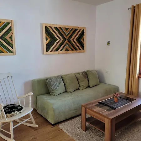 Family House - Zuzana Hytte Stará Lesná