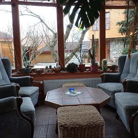 Family House - Zuzana Lodge *