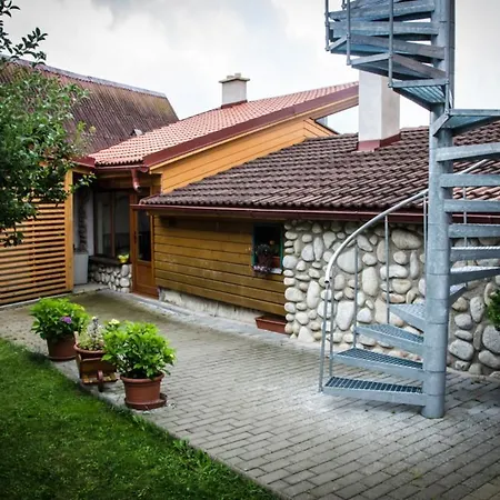 Family House - Zuzana Hytte