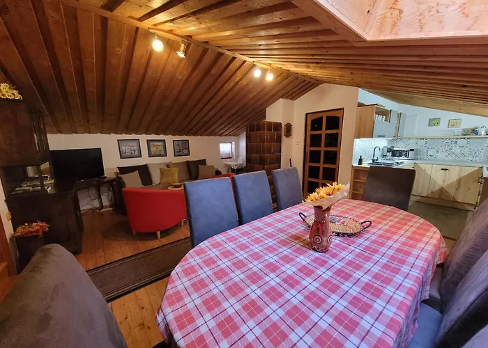 Lodge Family House - Zuzana Stara Lesna