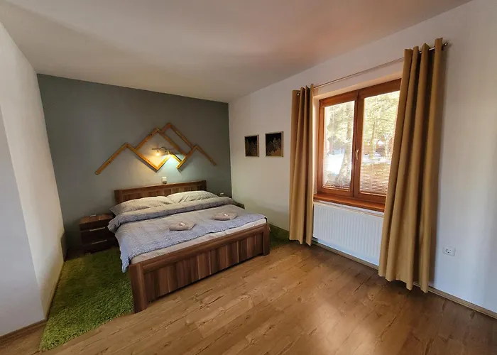 Family House - Zuzana Lodge