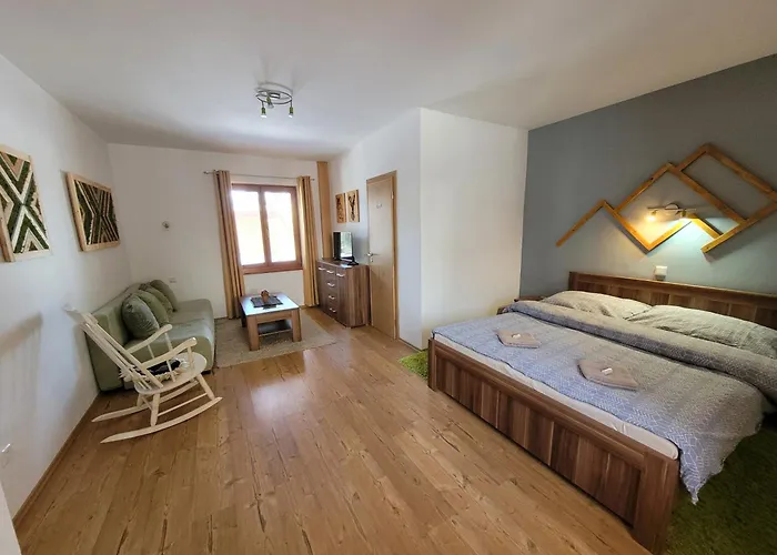 Family House - Zuzana * Stara Lesna