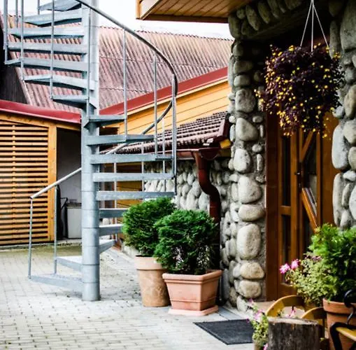 Family House - Zuzana Lodge Stara Lesna