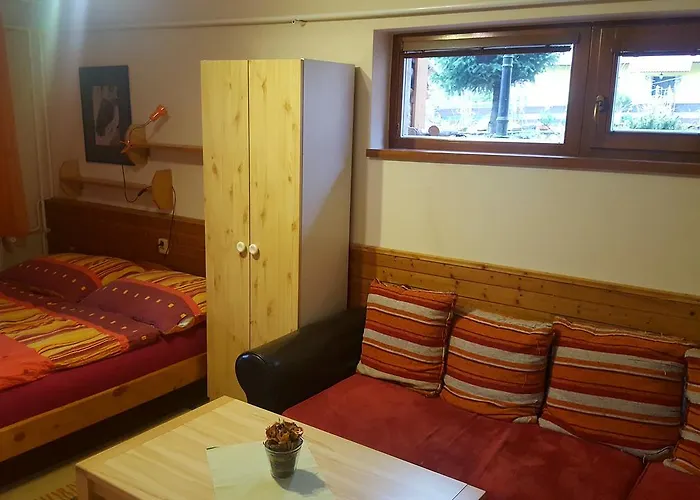 Family House - Zuzana Lodge